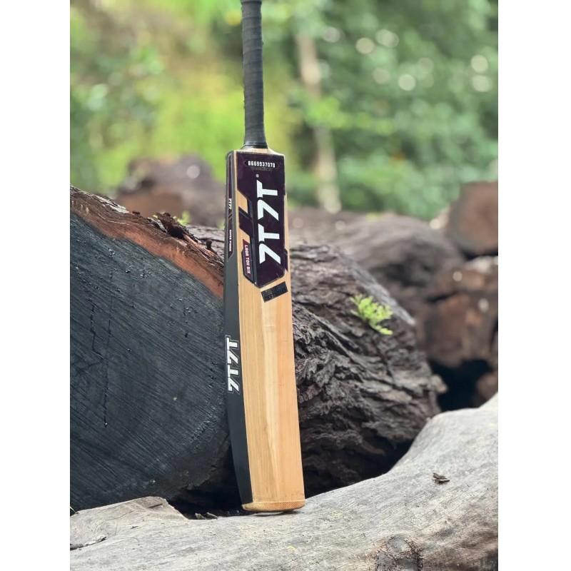 7T7T KP DESTROYER EDITON CRICKET BAT